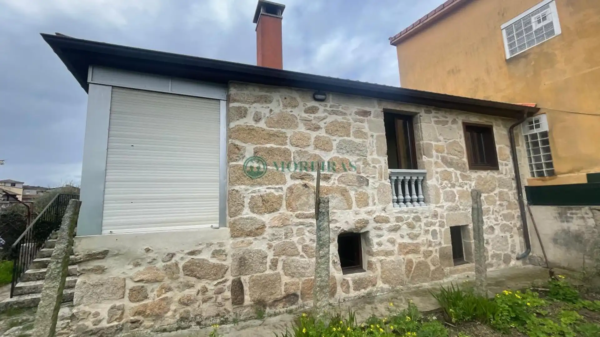 Vista exterior de Casa o chalet en venta en Ourense Capital  con Calefacción y Jardín privado