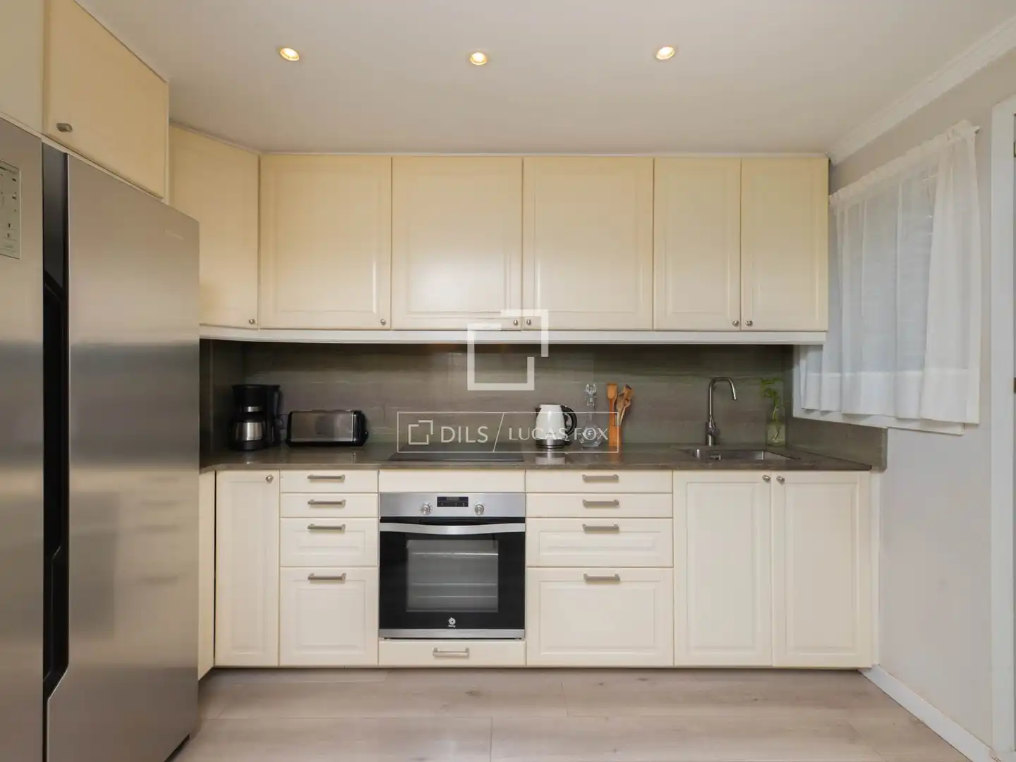 Küche von Wohnung zum Verkauf in Eivissa mit Klimaanlage, Privatgarten und Terrasse