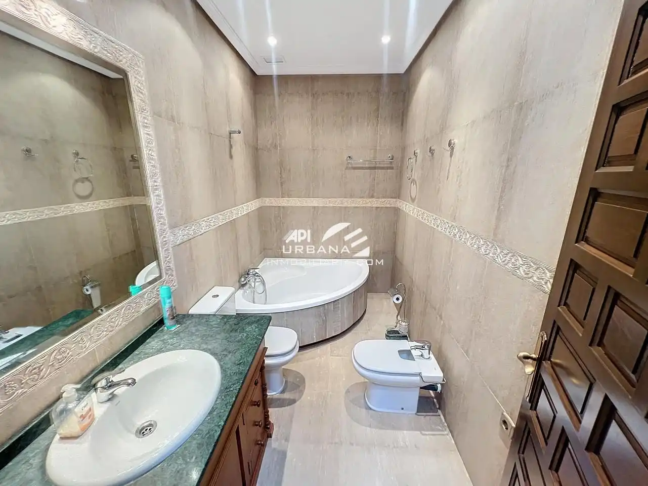 Baño de Casa o chalet en venta en Lucena con Jardín privado, Trastero y Piscina