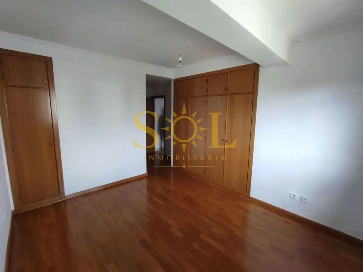 Dúplex amb ascensor en venda a Avenida de los Reyes Leoneses 10, imagen 18