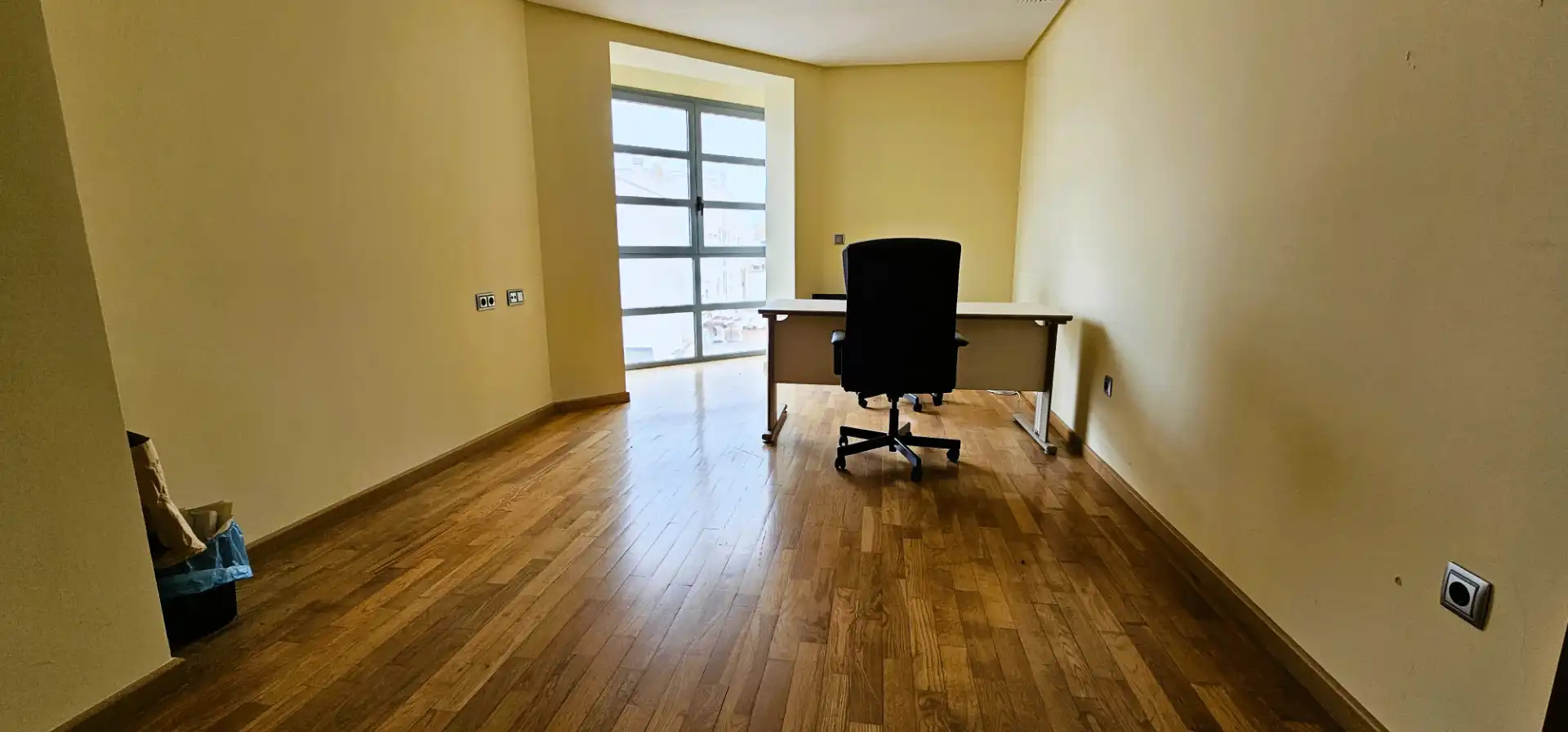 Inmuebles singulares con ascensor en venta en Avenida Santa Eulalia 64, imagen 31