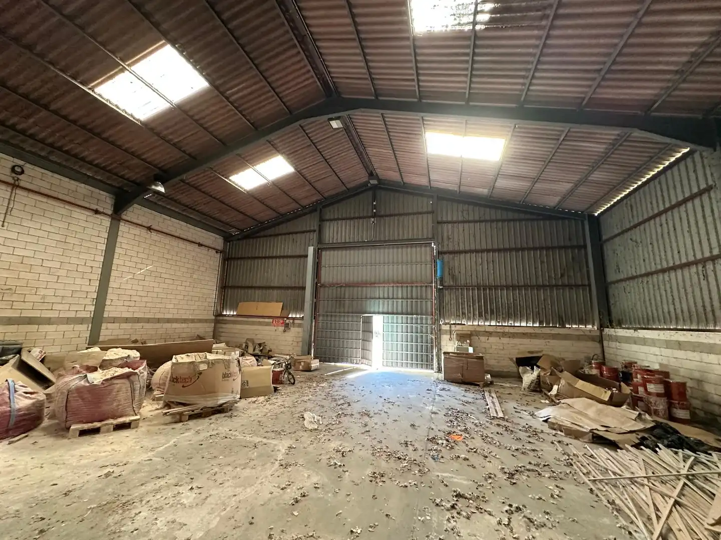 Nau industrial en venda en Villalbilla de Burgos