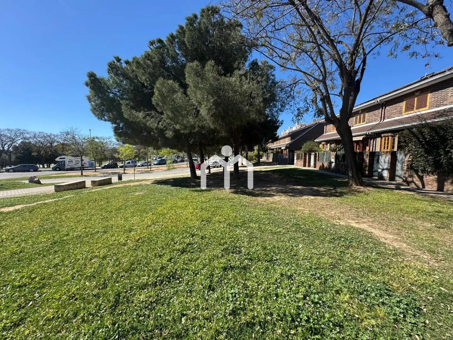 Vista exterior de Casa o xalet en venda en Badalona amb Aire condicionat, Calefacció i Jardí privat