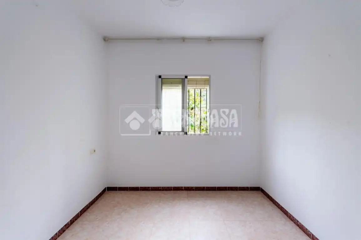 Casa rústica amb jardí en venda a Cútar, imagen 20