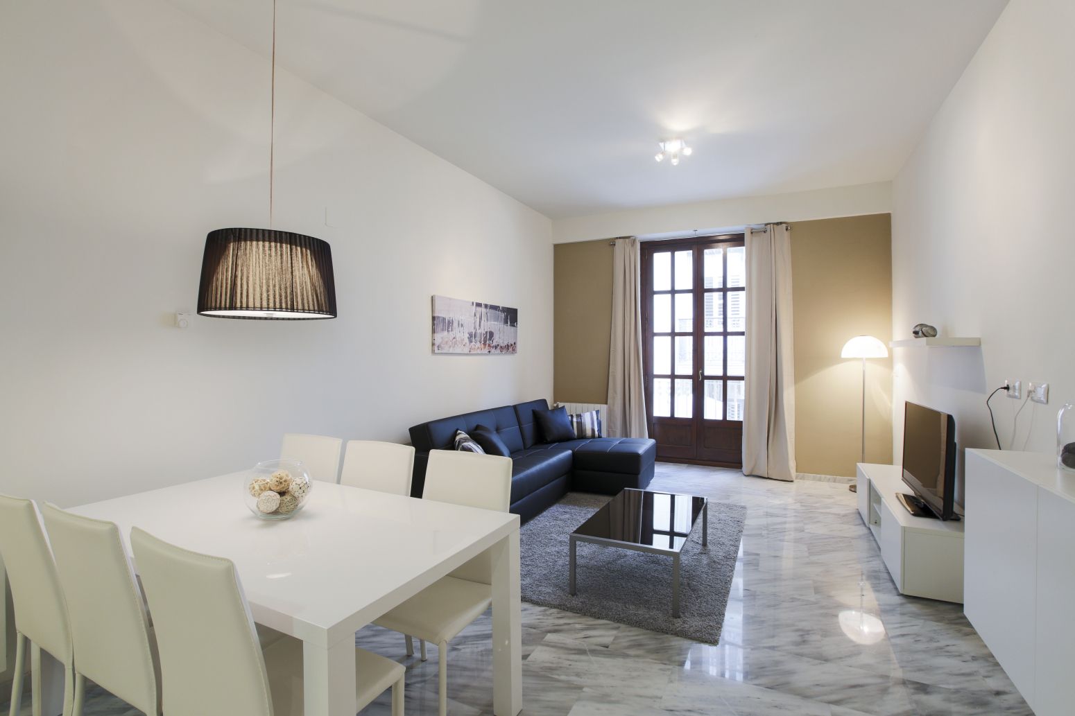 Sala d'estar de Pis de lloguer en  Valencia Capital amb Aire condicionat, Calefacció i Moblat