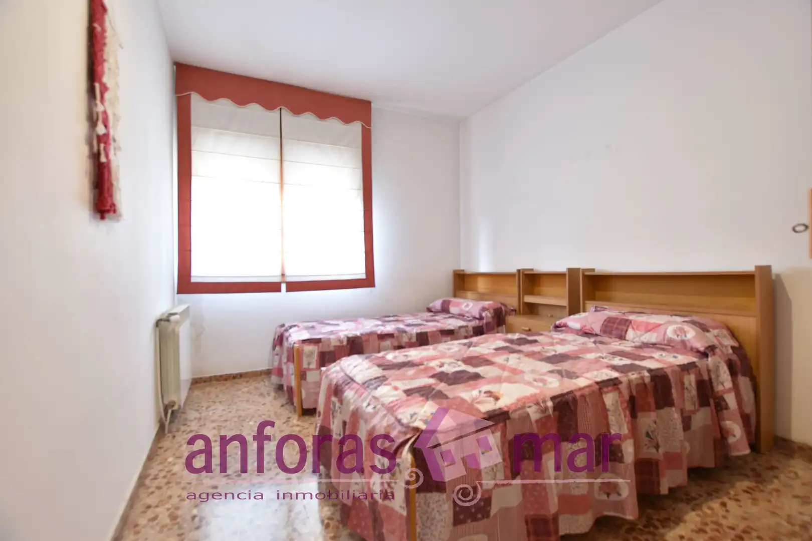 Habitación de Piso en venta en Torredembarra con Calefacción, Terraza y Amueblado