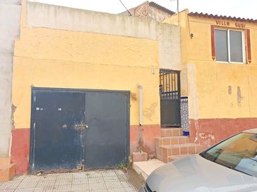 Chalet en venta en C/ Santa Margarita