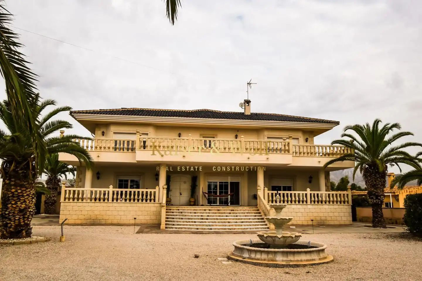 Casa amb piscina en venda a Camino de la Algüeda