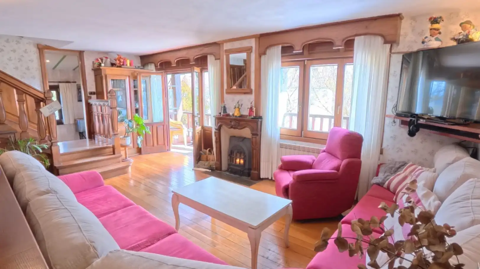 Sala de estar de Casa o chalet en venta en Hermandad de Campoo de Suso con Terraza, Piscina y Amueblado