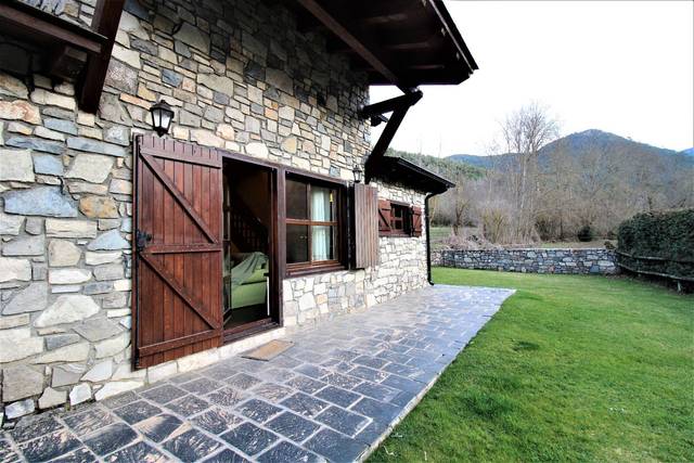Casa adosada en Alquiler en Bellver de Cerdanya