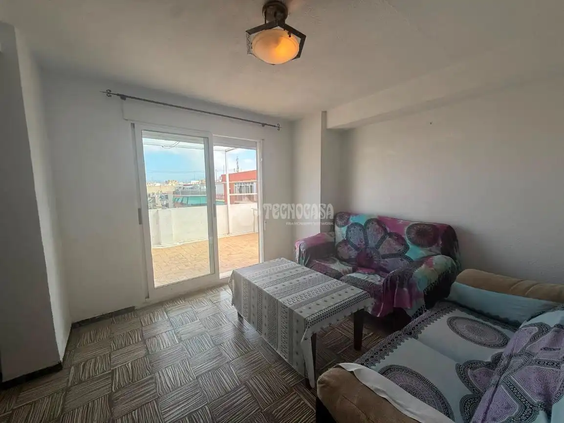 Sala de estar de Ático en venta en Alicante / Alacant con Terraza
