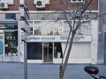 Local comercial en alquiler en Avenida de Filipinas 4