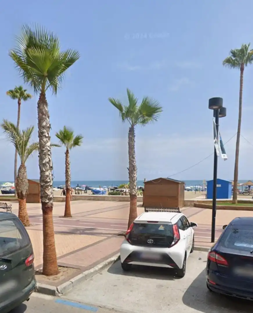 Local comercial en traspàs a Playa de los Boliches