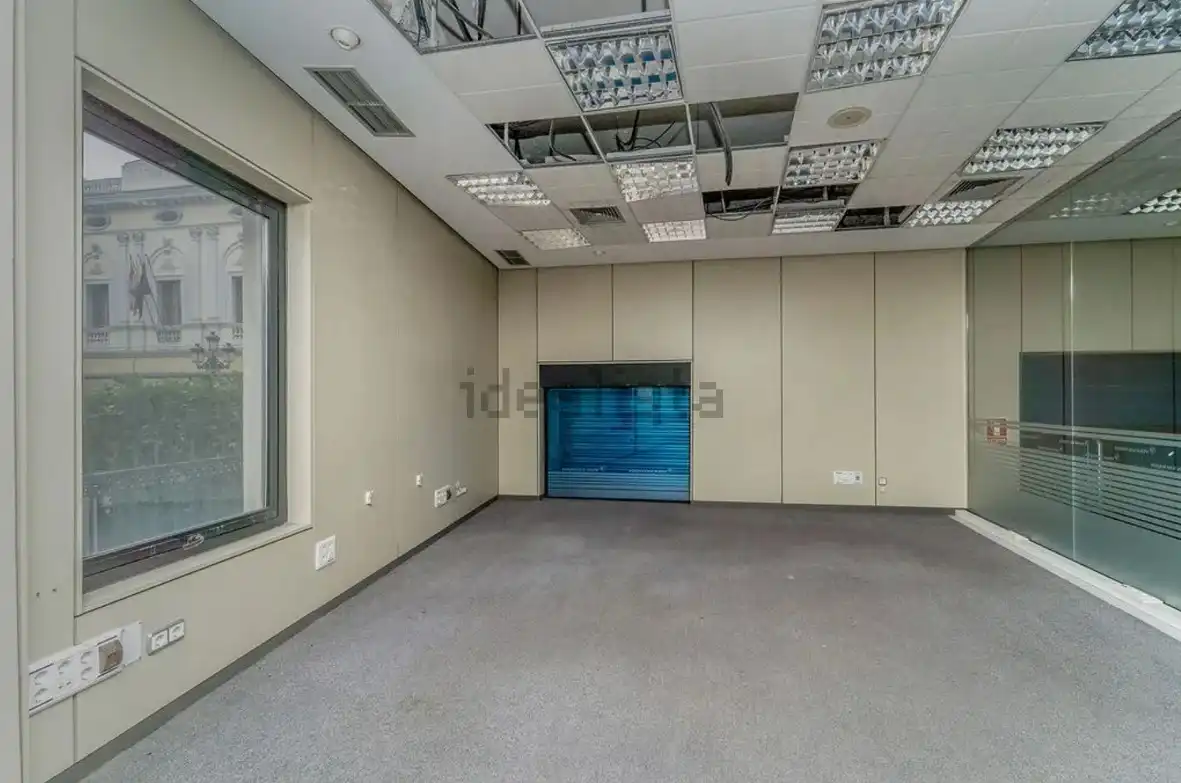 Local comercial en venda a Calle Burgos, imagen 2