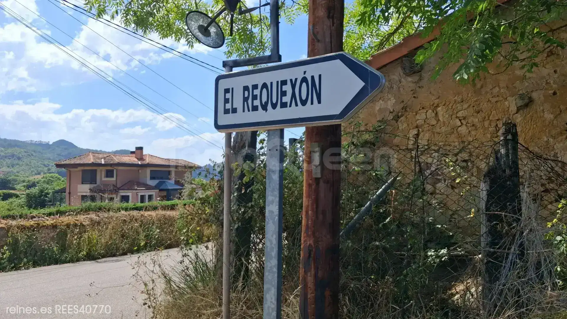 Vista exterior de Terreno en venta en Oviedo 