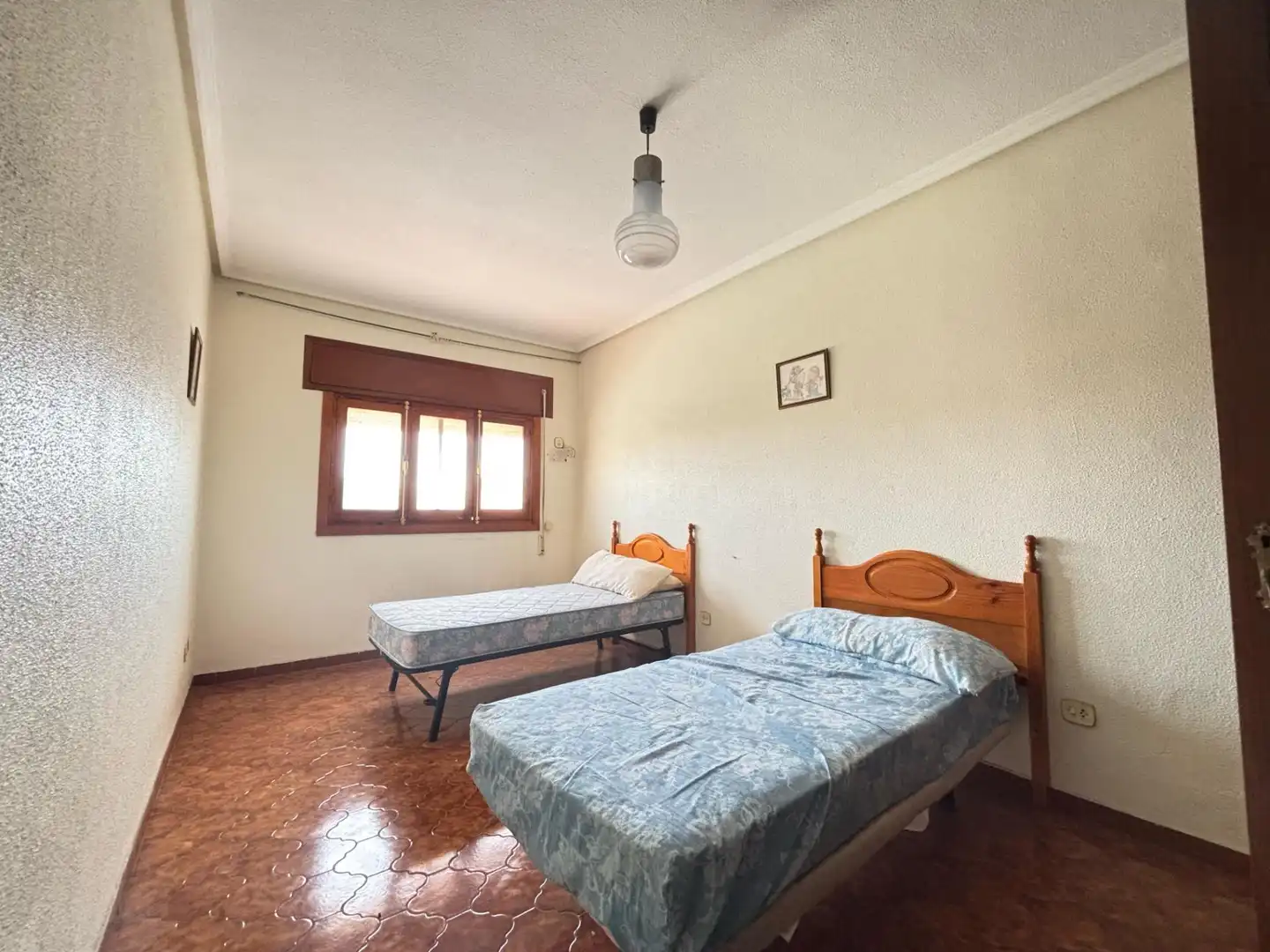 Habitación de Casa o chalet en venta en Algeciras con Jardín privado y Piscina