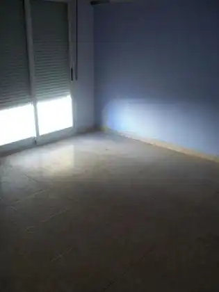 Habitación de Piso en venta en Gandia con Alarma