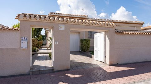 Foto 5 de Casa o chalet en venta en Calle Nicolas de Bussi, 27-a, Playa Flamenca, Orihuela