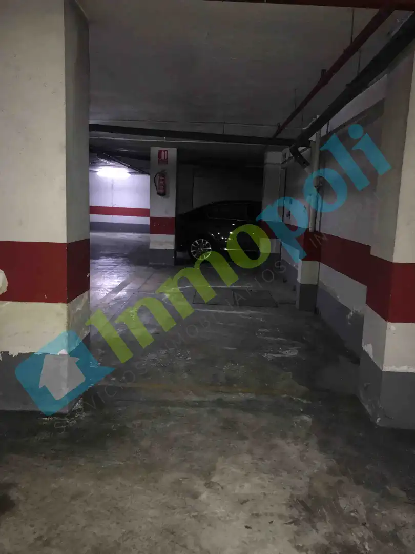Parkplatz von Wohnung zur Miete in Badajoz mit Klimaanlage, Möbliert und Ofen
