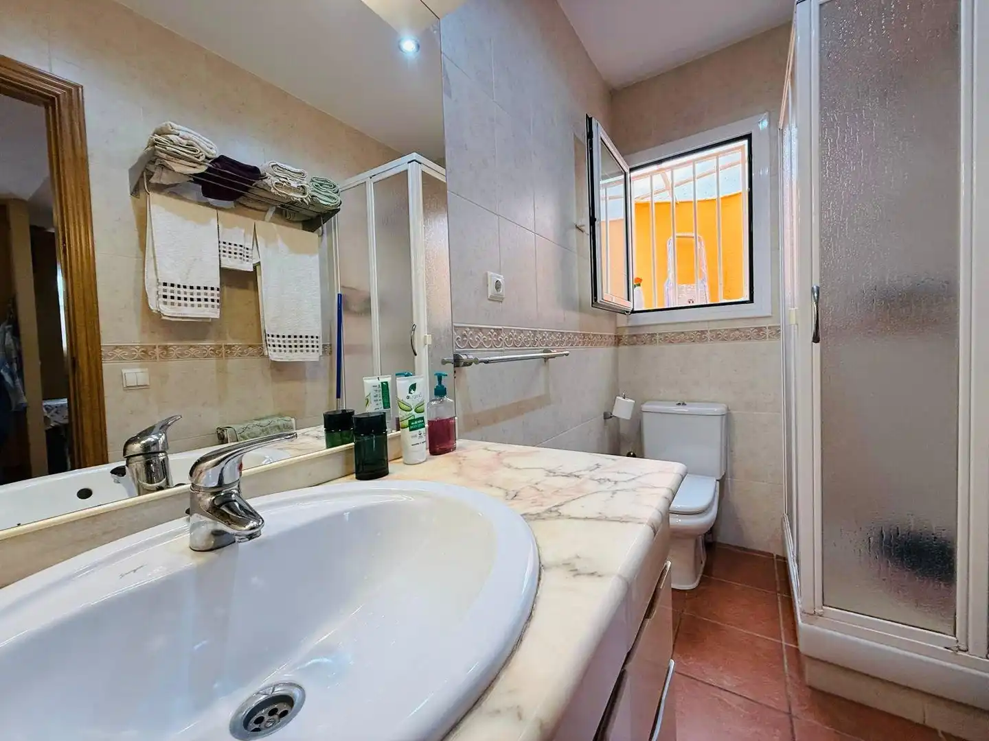 Bany de Casa o xalet en venda en Sant Pere de Ribes amb Calefacció i Traster