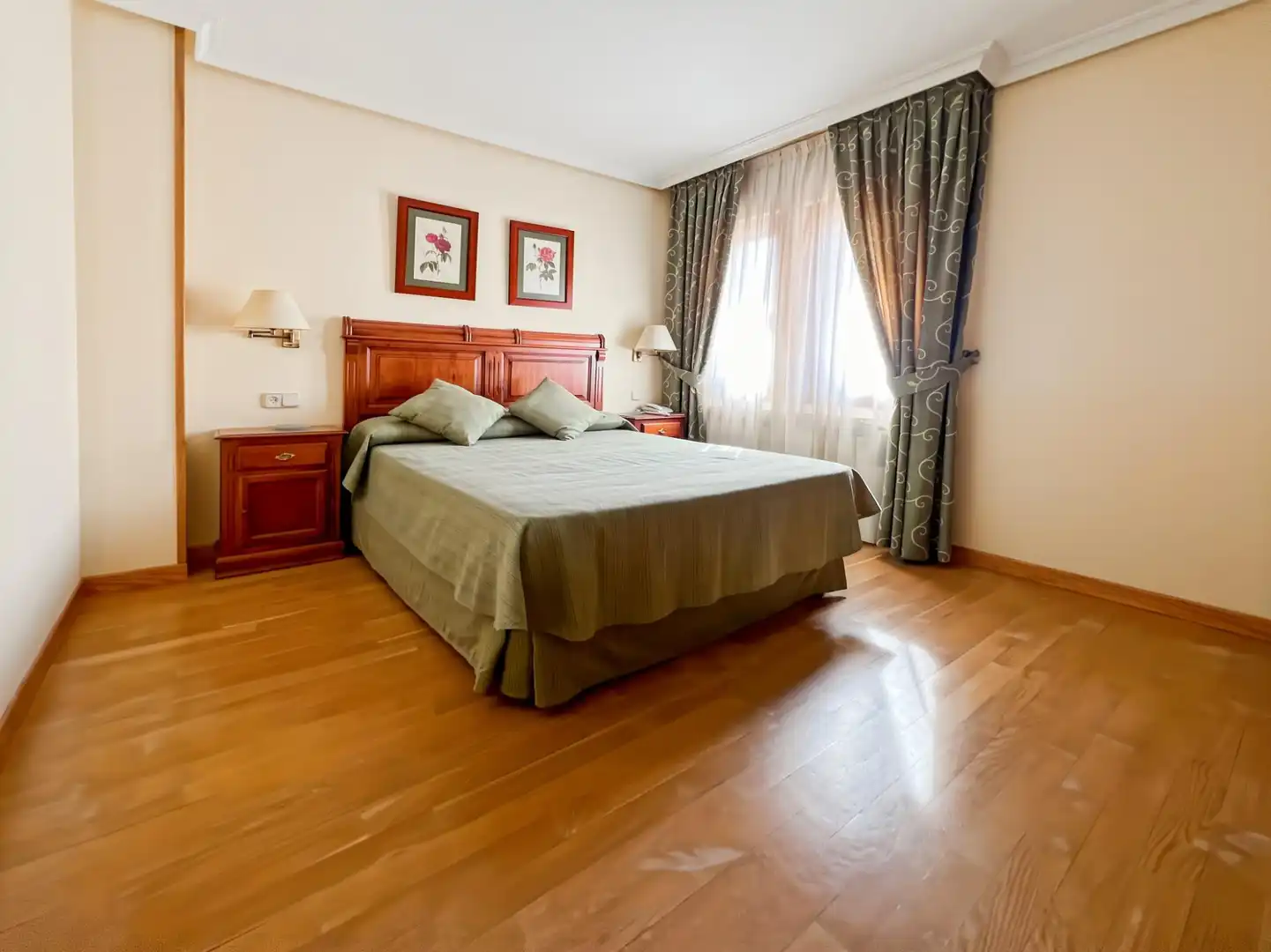 Bedroom of Country homes for sale in Buitrago del Lozoya  with Air Conditioner and Alarm