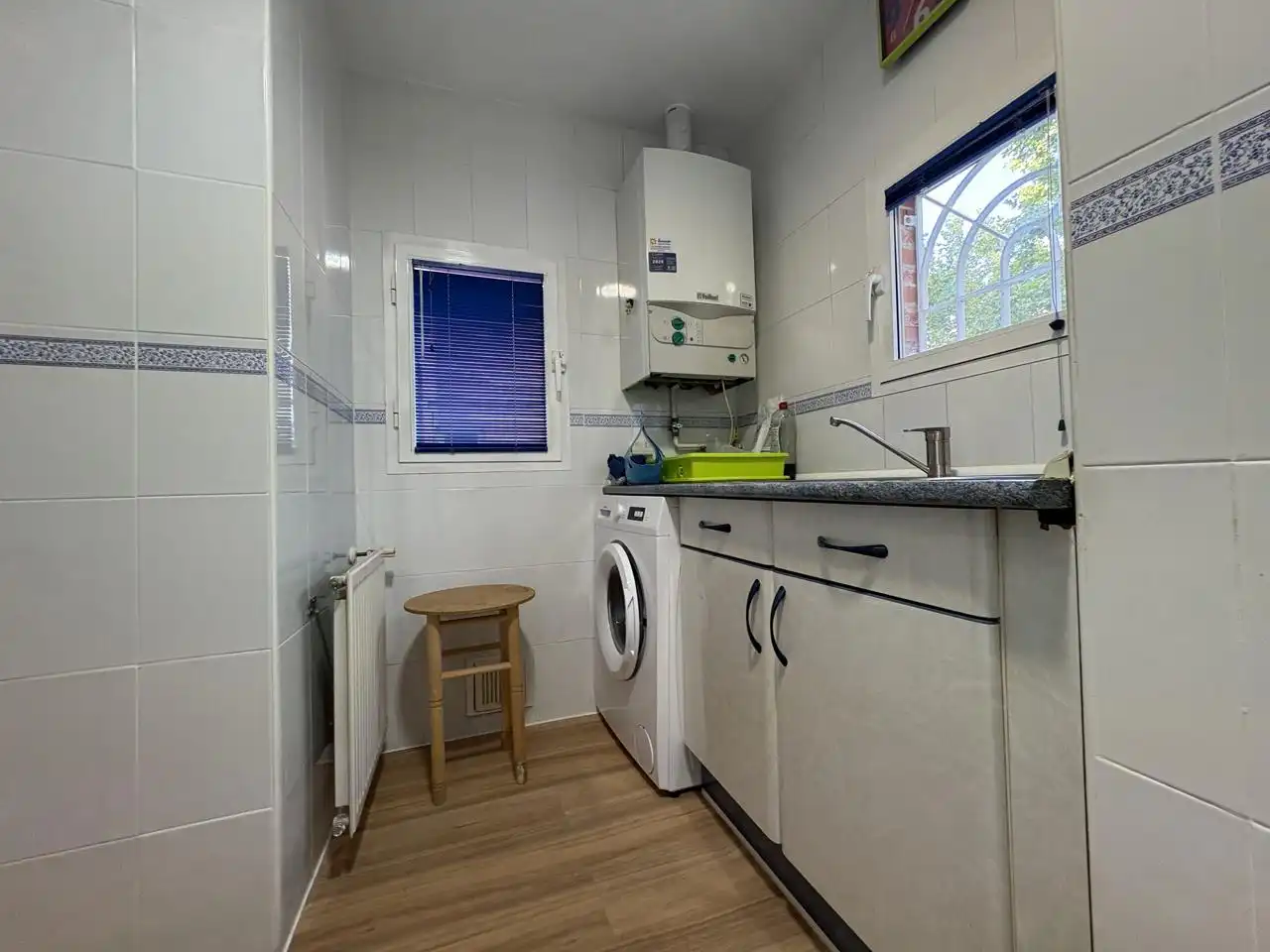 Wohnung zur Miete in Calle Ramón María del Valle Inclán, Espartales