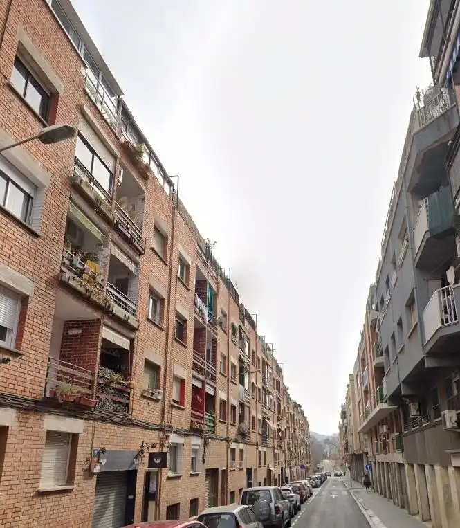 Vista exterior de Pis en venda en Ripollet amb Terrassa