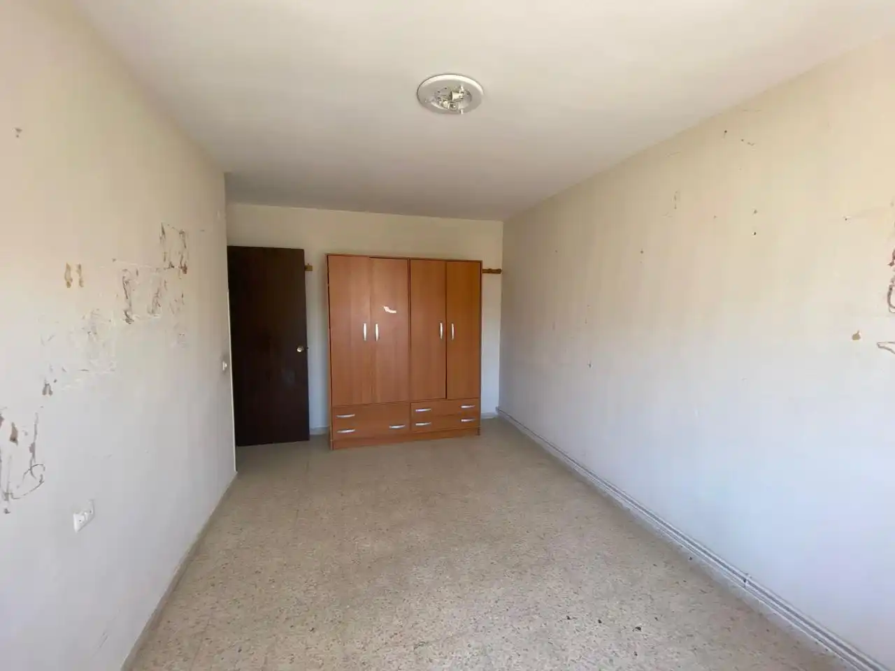 Habitación de Piso en venta en Belmonte con Calefacción y Balcón