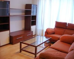 Living room of Flat to rent in Reus  with Air Conditioner, Heating and Parquet flooring
