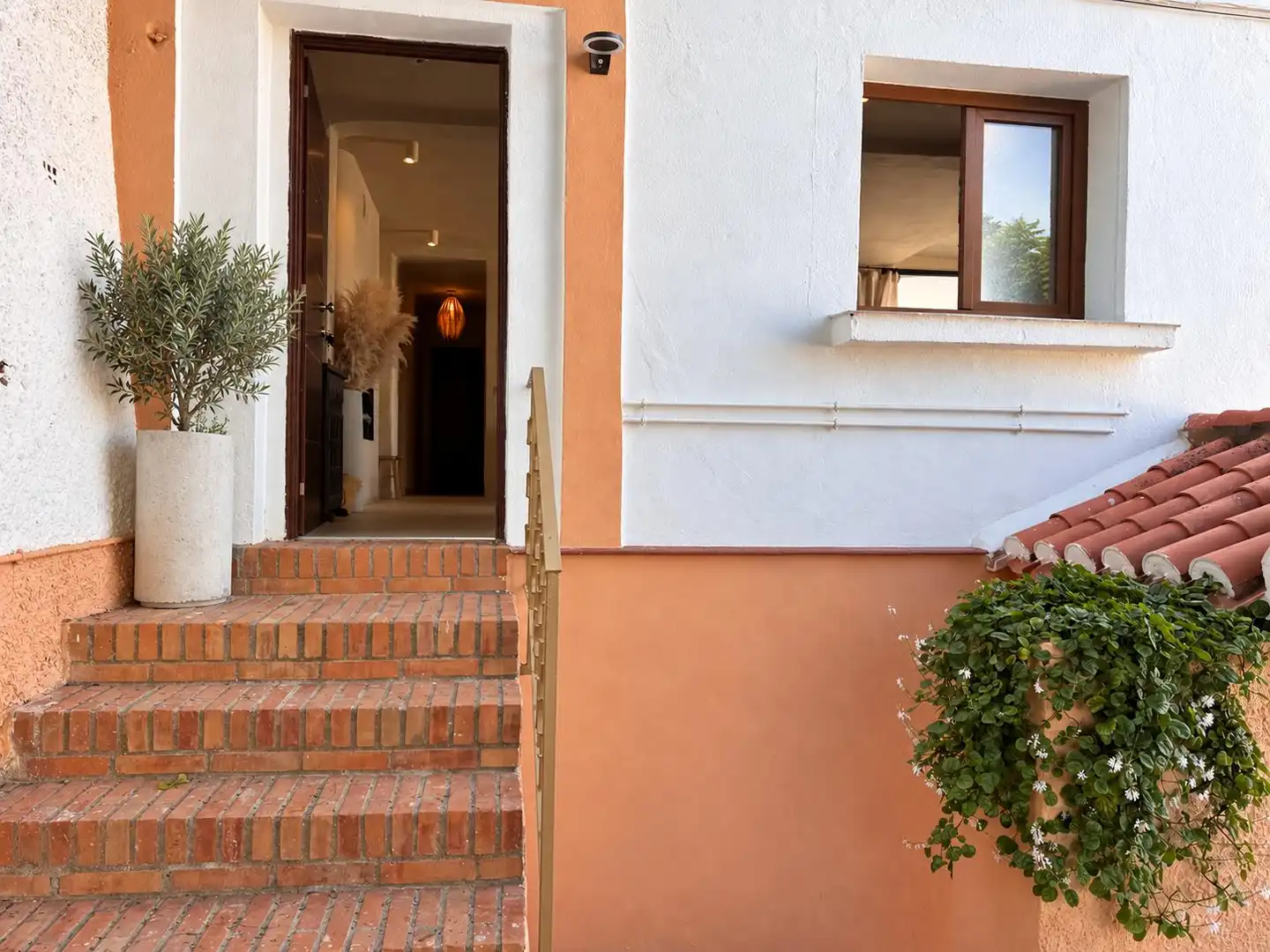 Casa aparellada amb terrassa en venda a Calle Mirador de la Bahía 31, imagen 31