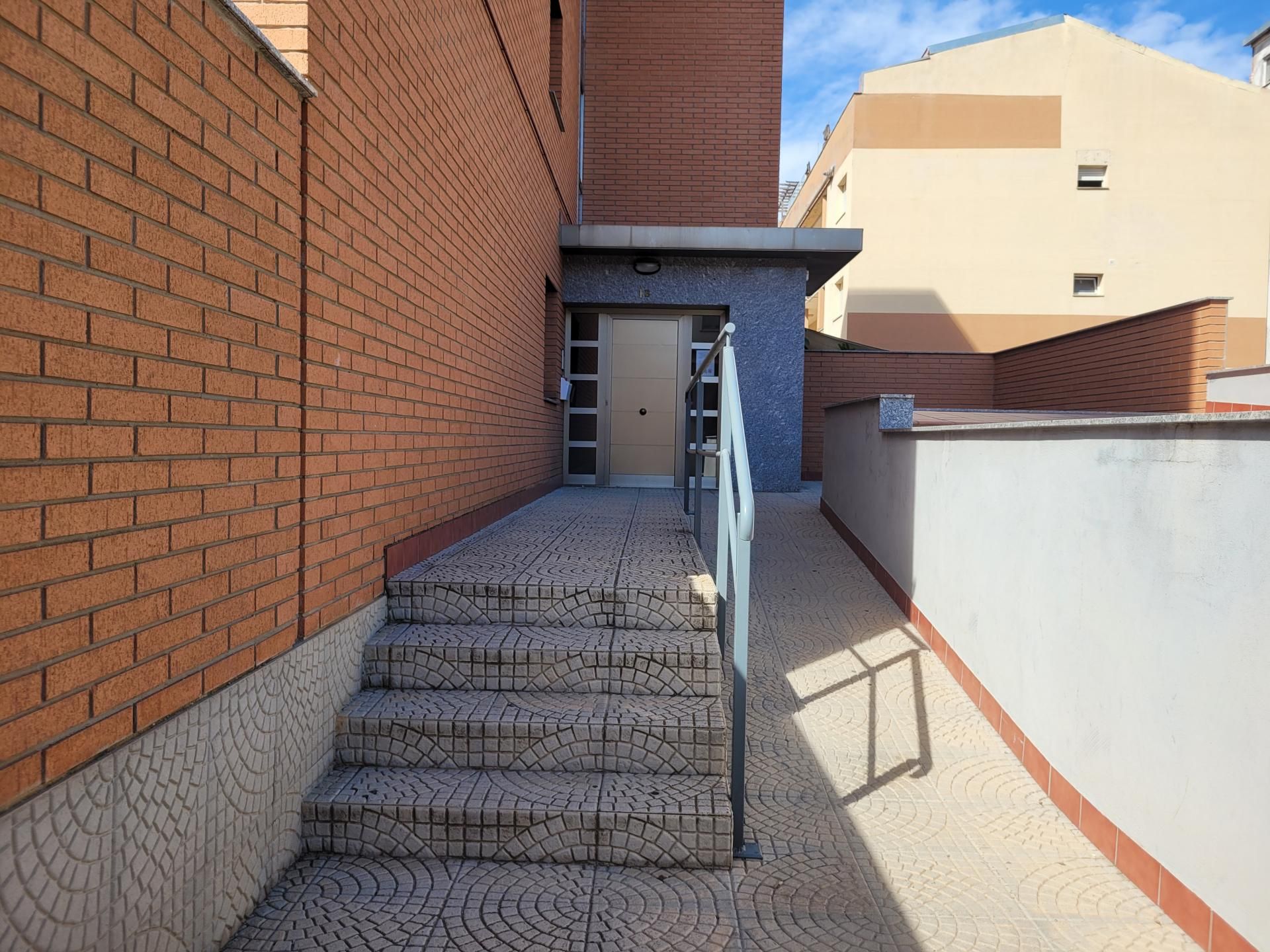 Exterior view of Flat for sale in Mollerussa  with Heating and Terrace