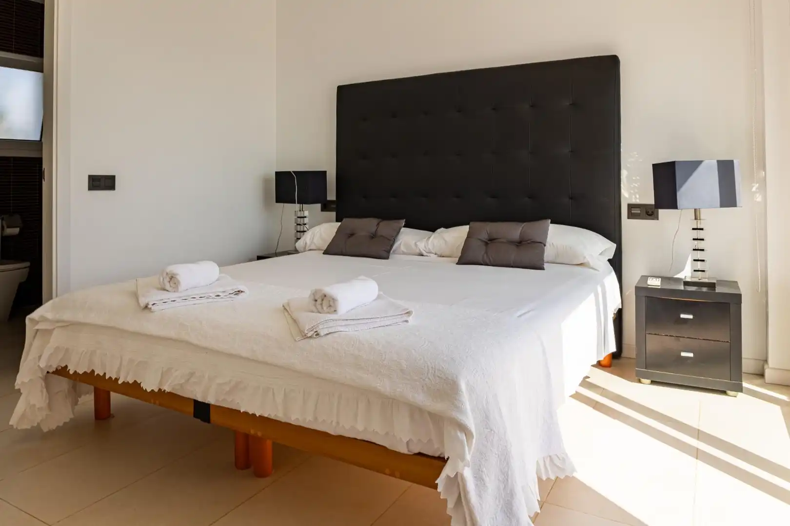 Villa zum Verkauf in Carrer Cristòfor Colom, imagen 16