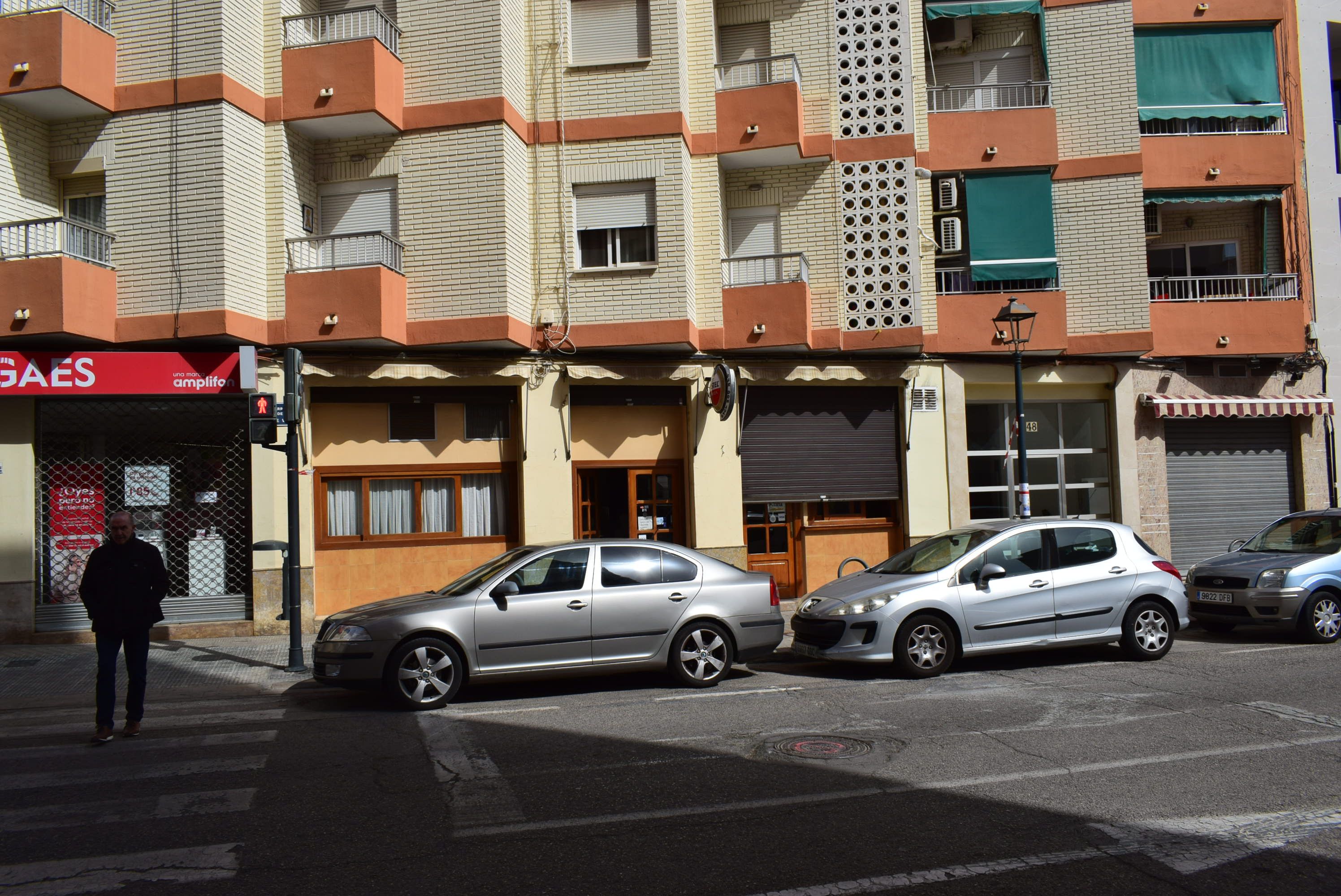 Exterior view of Premises for sale in  Valencia Capital  with Air Conditioner, Internet and Alarm
