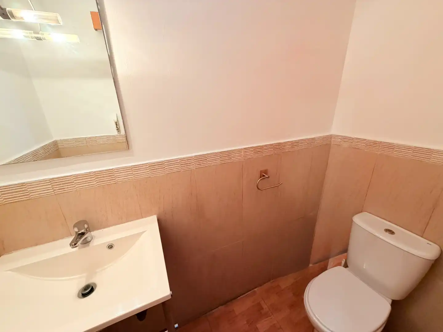 Business premises for sale in Carrer de Font i Monteros, imagen 16