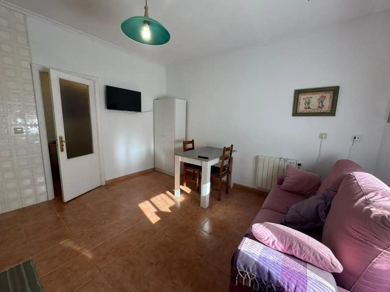 Schlafzimmer von Wohnung zur Miete in Vigo  mit Heizung und Möbliert