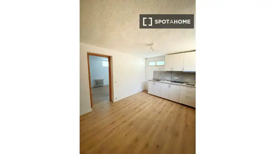 Flat for rent in Las Rozas de Madrid  with Air Conditioner, Heating and Furnished