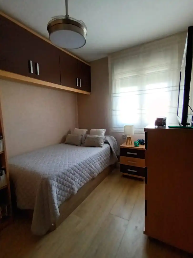 Dormitori de Pis en venda en Mérida amb Aire condicionat, Parquet i Terrassa