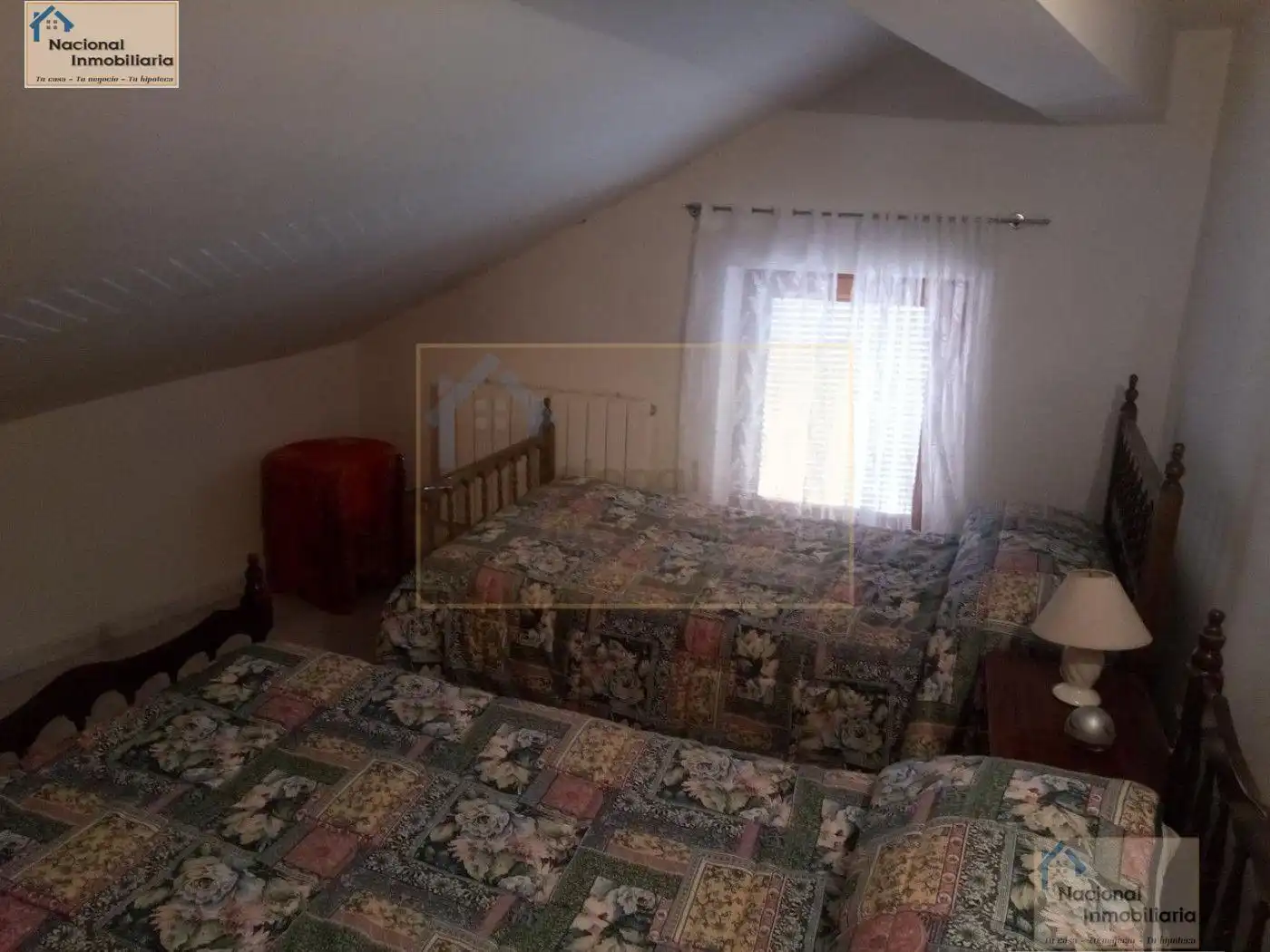 Dormitori de Casa o xalet en venda en Torre Val de San Pedro amb Calefacció, Moblat i Alarma