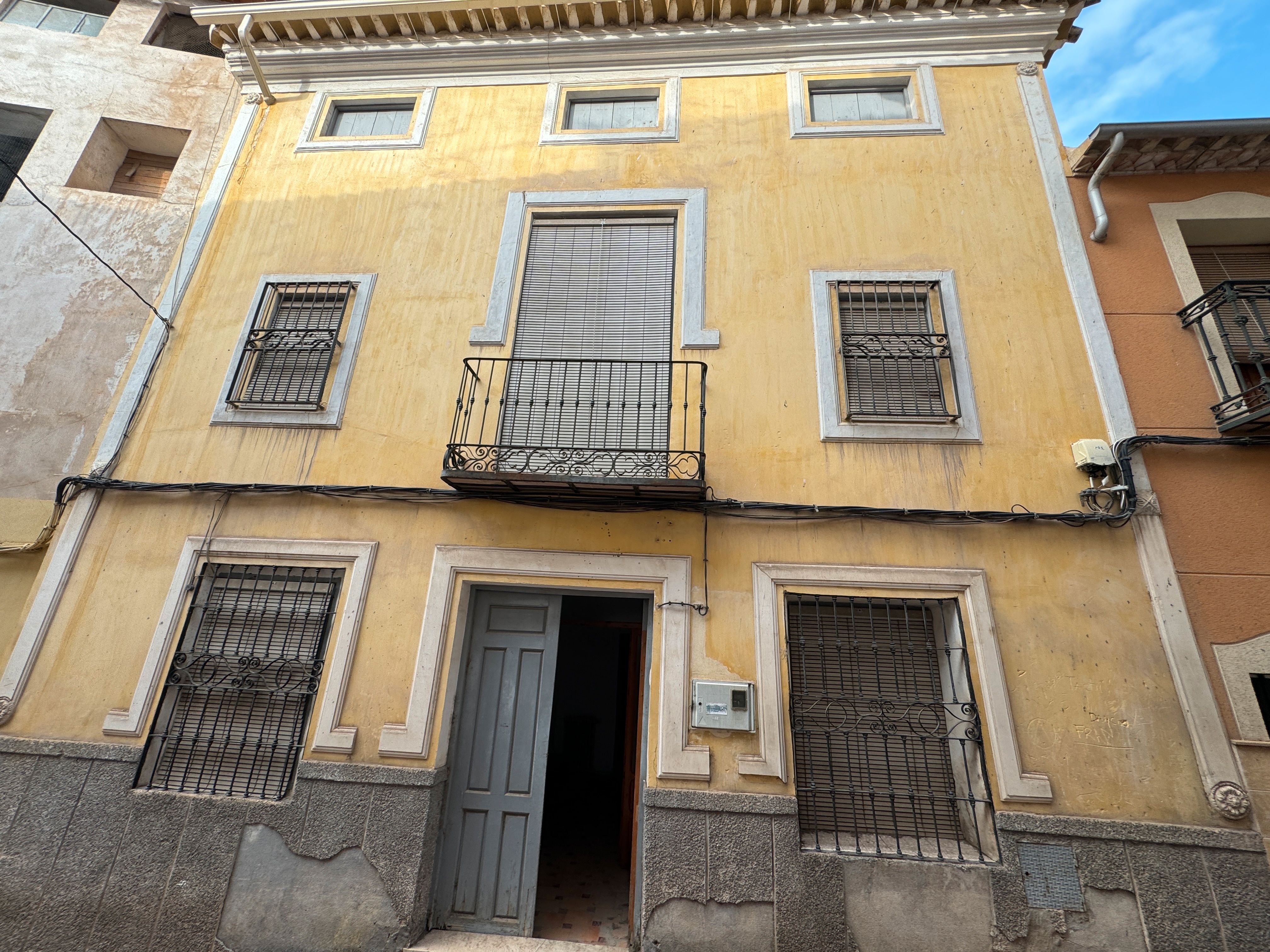 Exterior view of House or chalet for sale in Cehegín  with Terrace, Storage room and Balcony