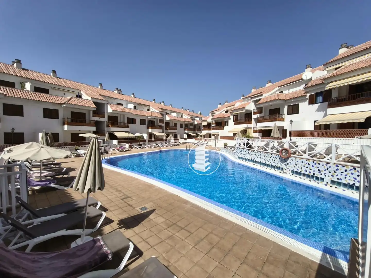 Vista exterior de Apartamento de alquiler en Arona con Jardín privado, Terraza y Piscina