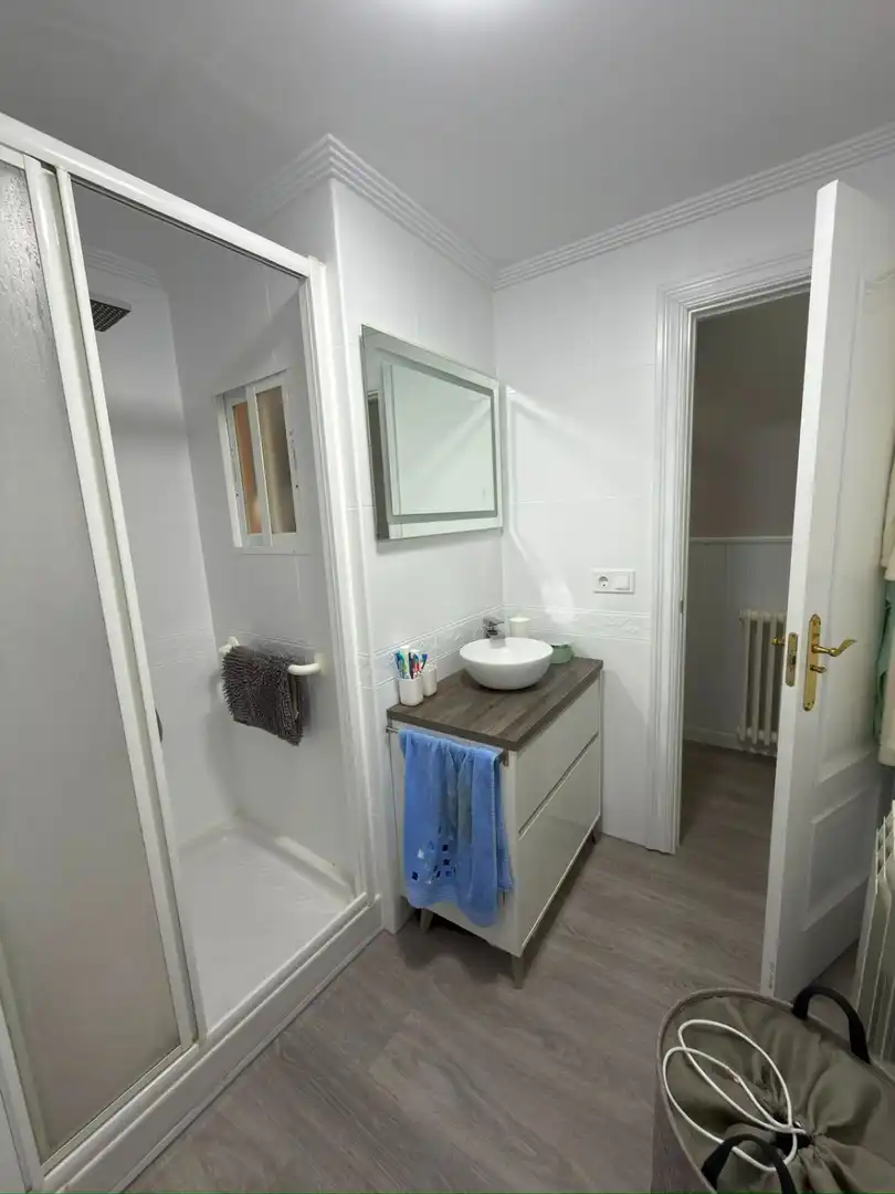 Bathroom of Houses for rent in Palencia  with Heating, Terrace and Storage room