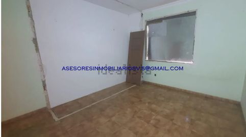Foto 5 de Casa adosada en venta en Calle Variante, Alcalá del Río, Sevilla