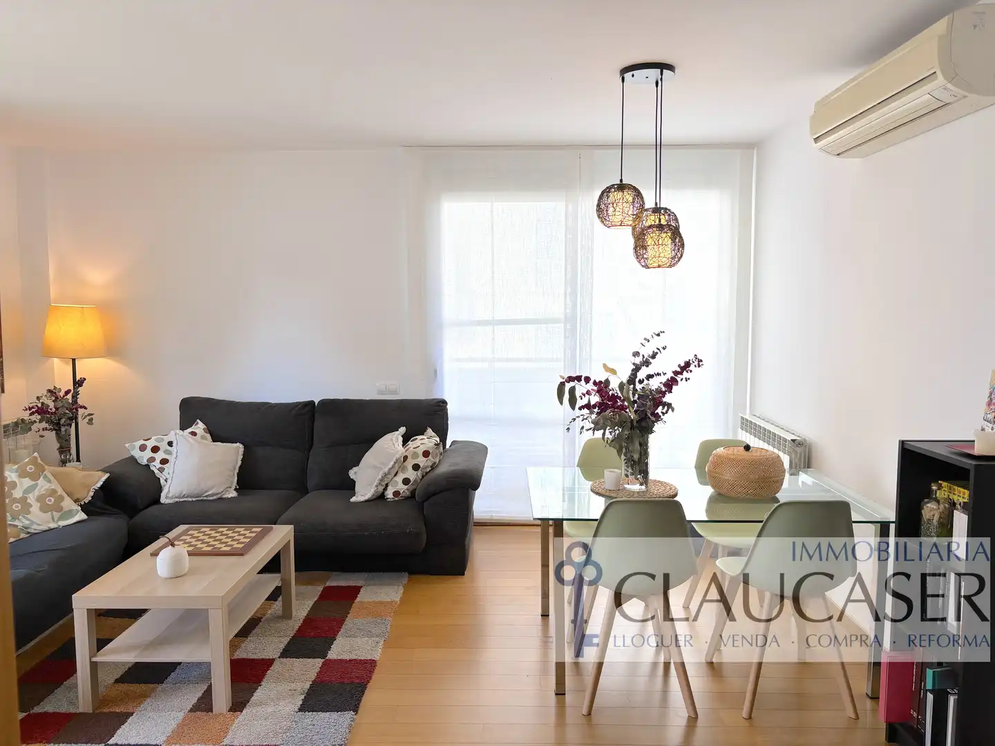 Living room of Flat for sale in Sabadell  with Heating, Private garden and Terrace