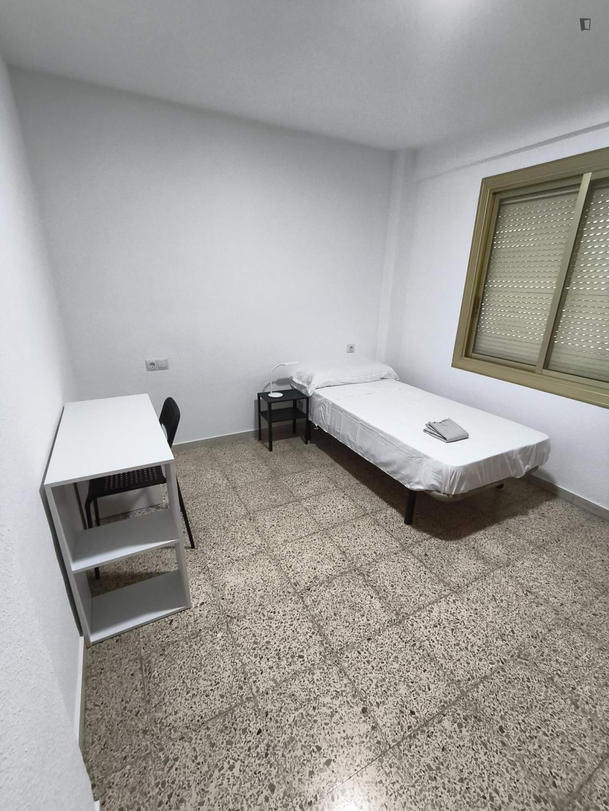 Dormitori de Apartament per a compartir en San Vicente del Raspeig / Sant Vicent del Raspeig amb Aire condicionat, Moblat i Forn