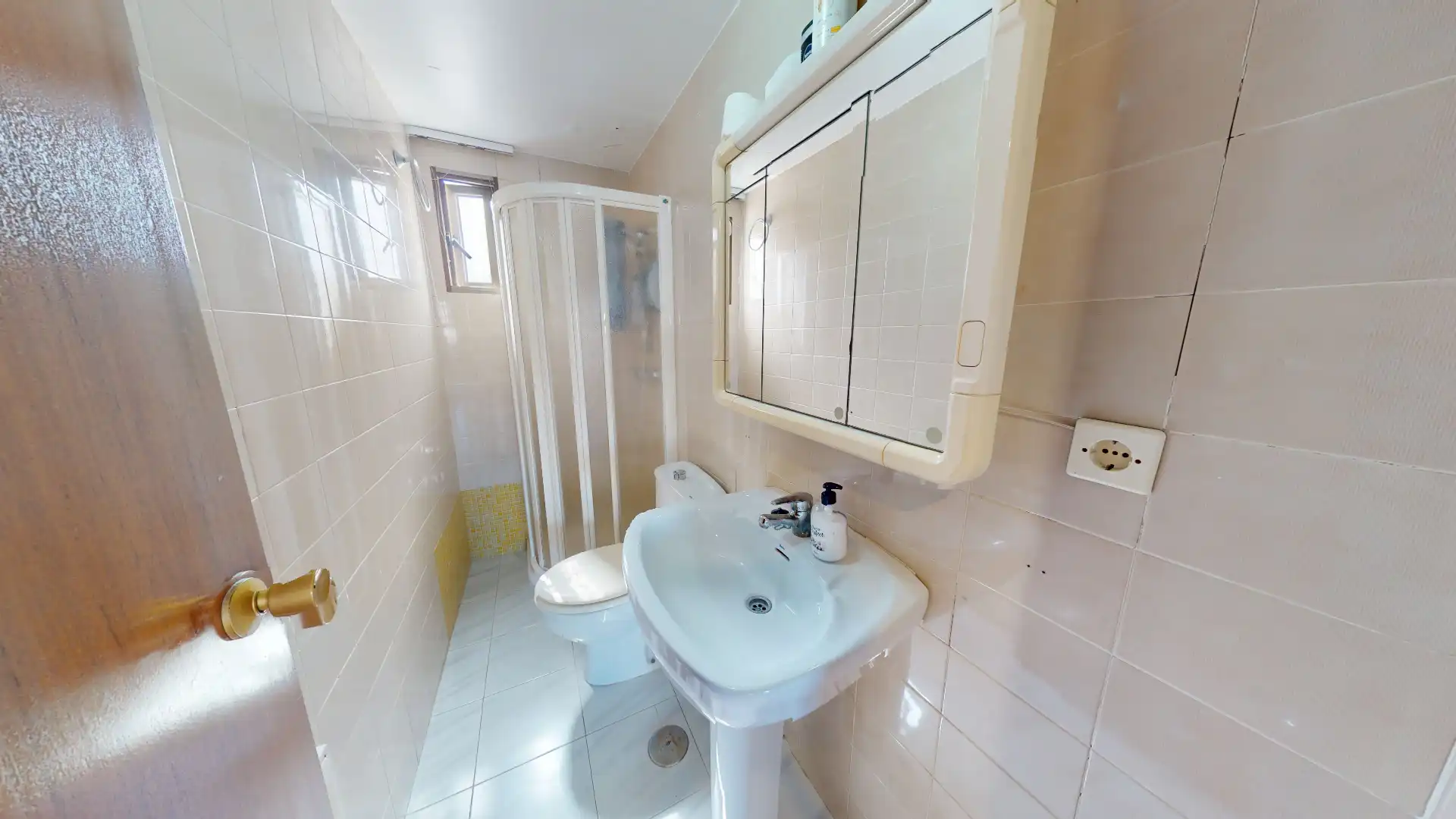 Bathroom of Flat for sale in Alicante / Alacant  with Heating, Terrace and Storage room
