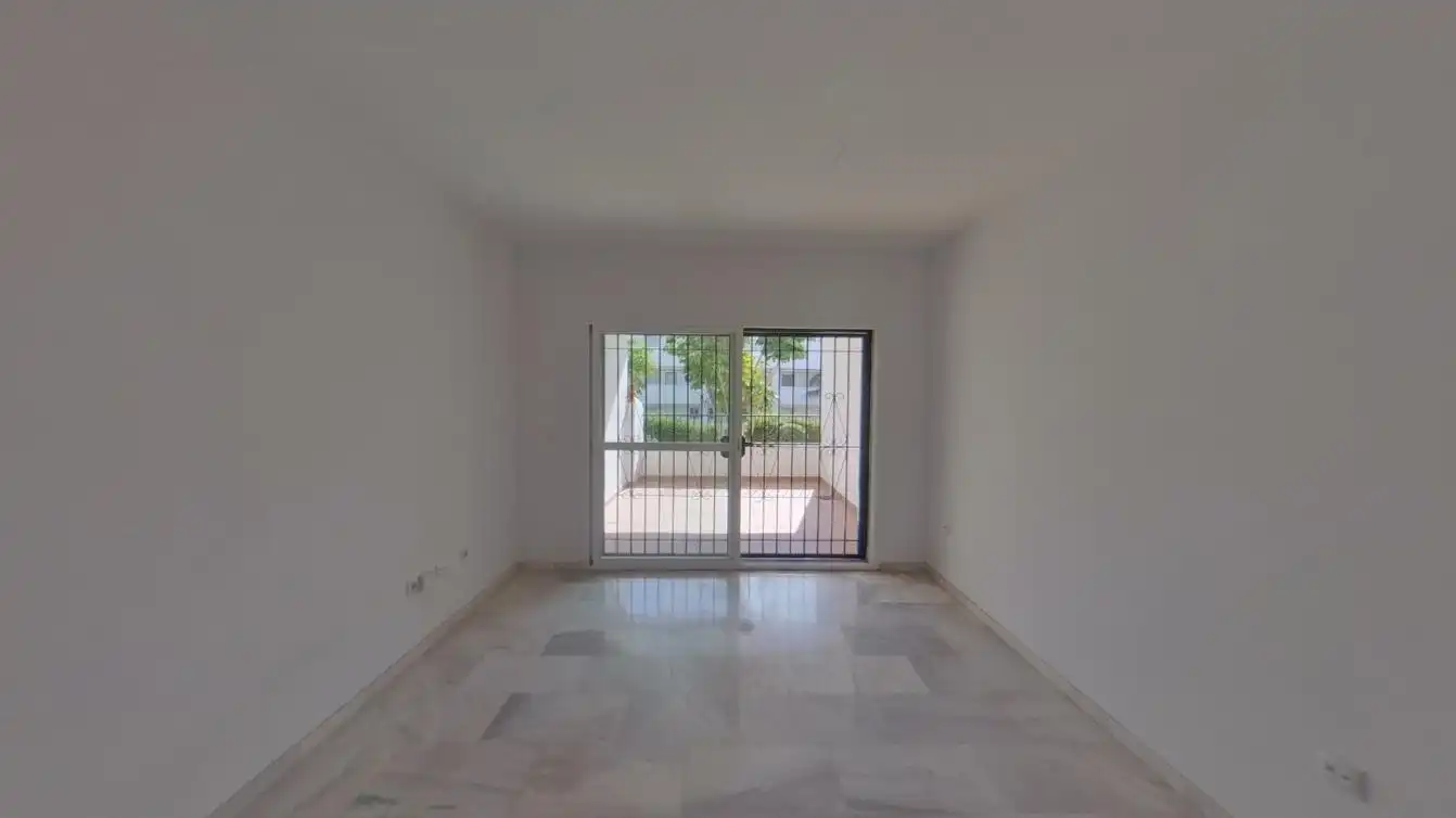 Appartement compact avec piscine à vendre à C/ Geranio-Miraflores, imagen 4