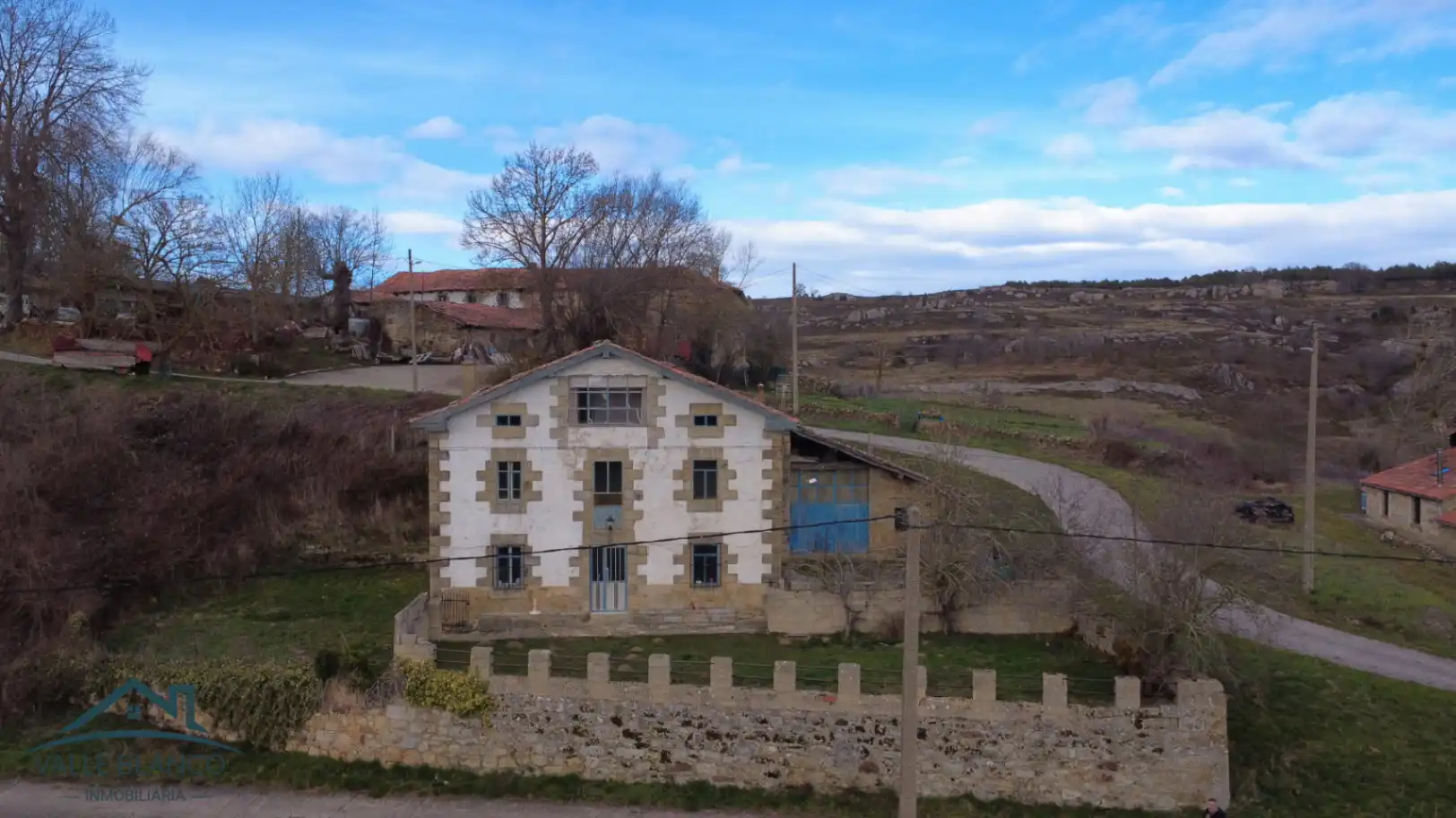 Vista exterior de Casa o chalet en venta en Valle de Valdebezana