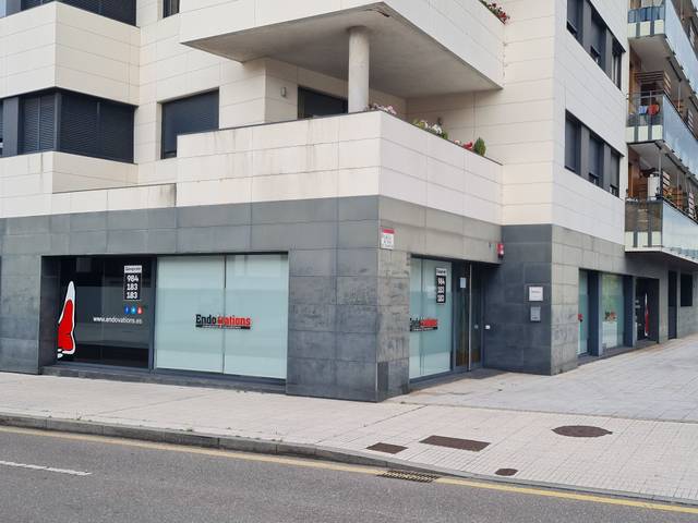 Local comercial en Alquiler en Viesques