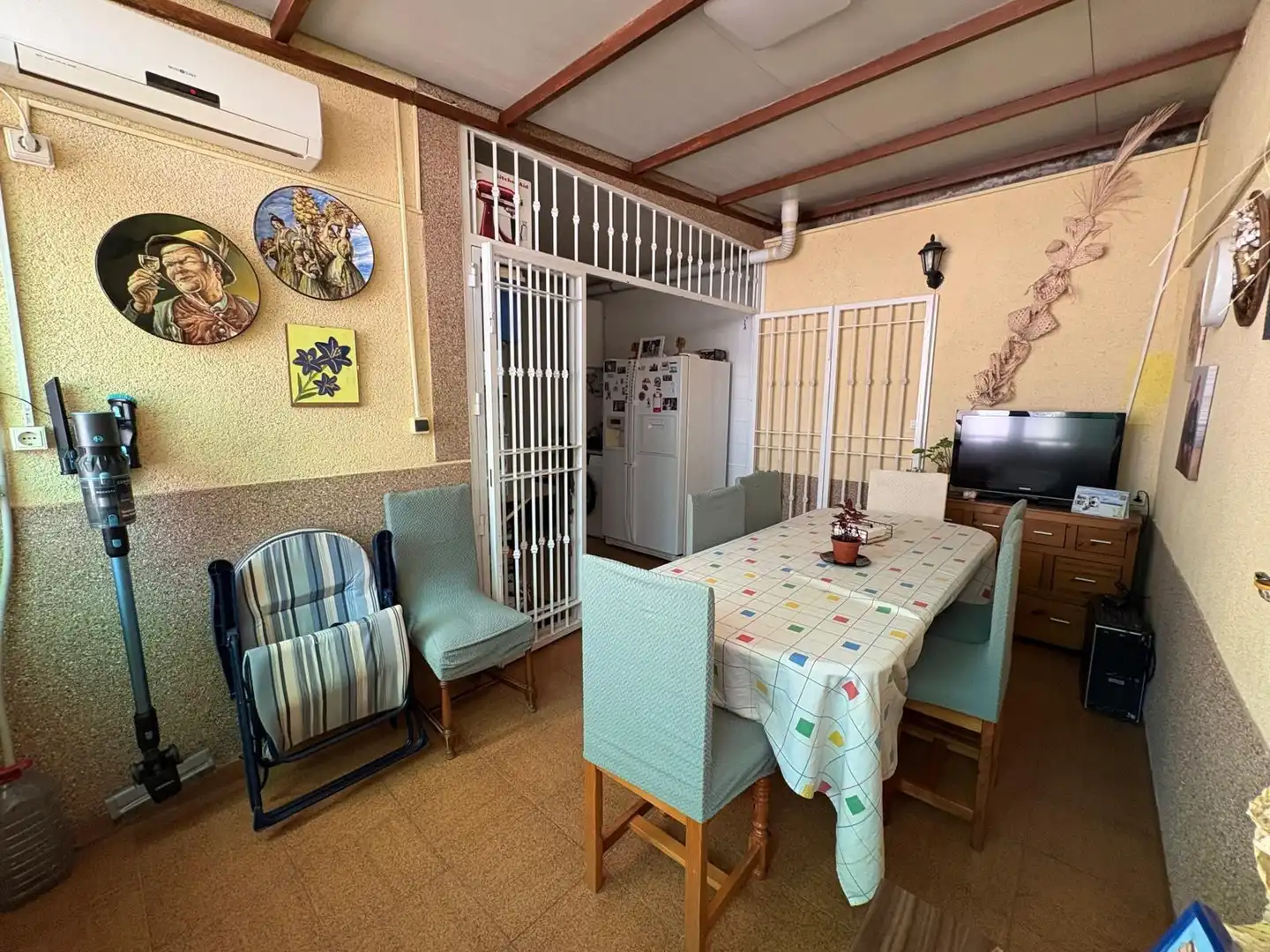 Comedor de Casa adosada en venta en Carboneros con Aire acondicionado y Terraza