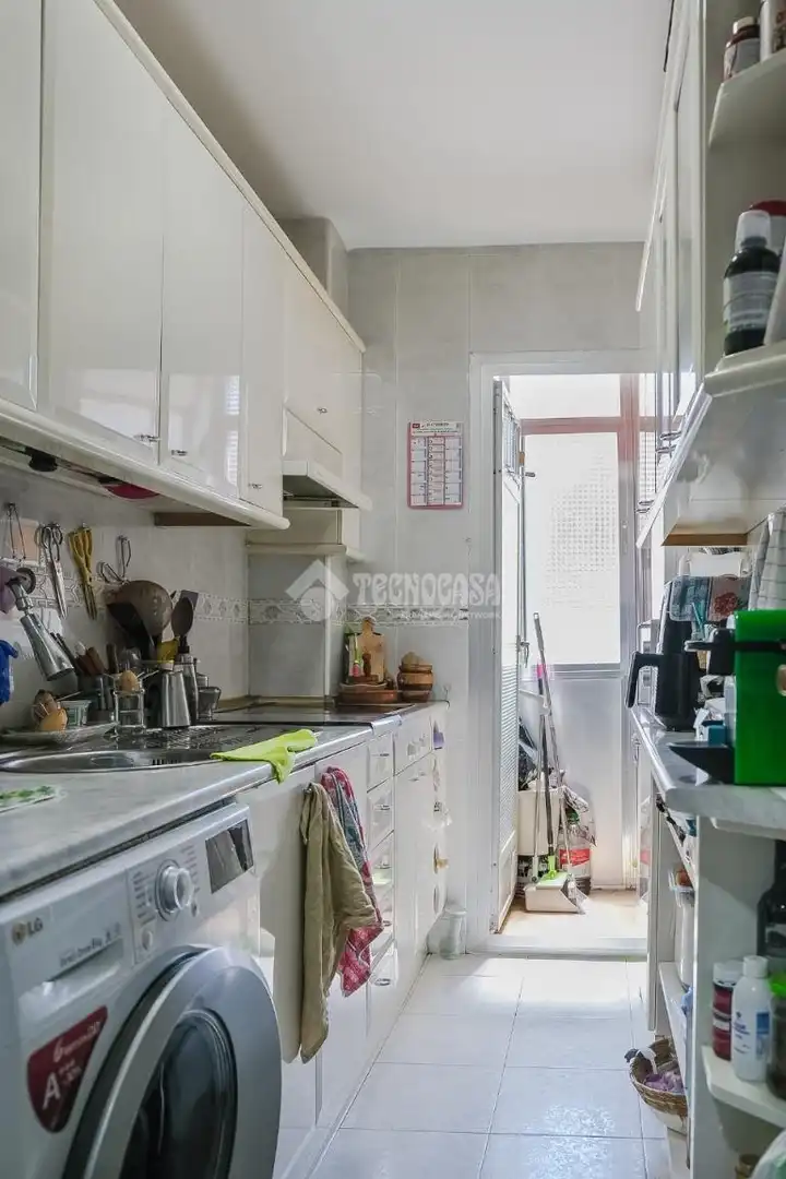 Cocina de Piso en venta en Madrid con Calefacción y Terraza